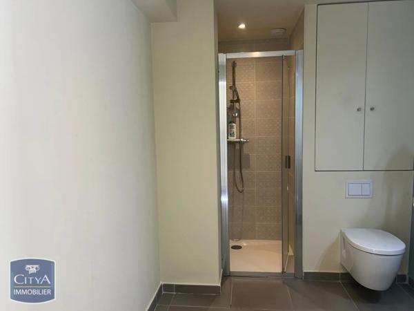 Appartement à louer 2 pièces 46.2m² Menton (06500)