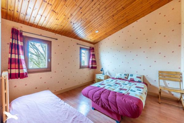 Maison 278 144 € La Roche-sur-Yon 5 p 139 m² DPE D