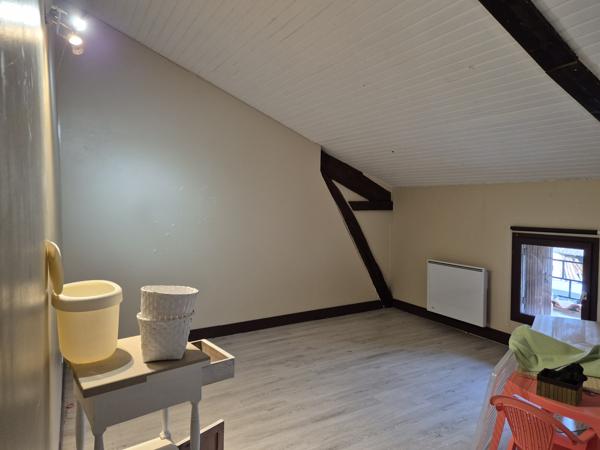Tocane-Saint-Apre (24350) Maison à vendre de 120 m² Dordogne - Périgueux - Ribérac - Tocane - Dépendances - Potentiel profession