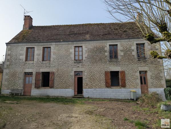 Grande maison de bourg à rénover !