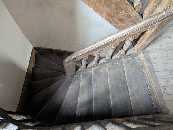 Grande maison de bourg à rénover !