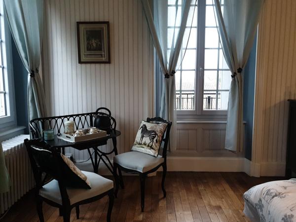 Vente maison bourgeoise 265 m² 10 Pièces Châlus