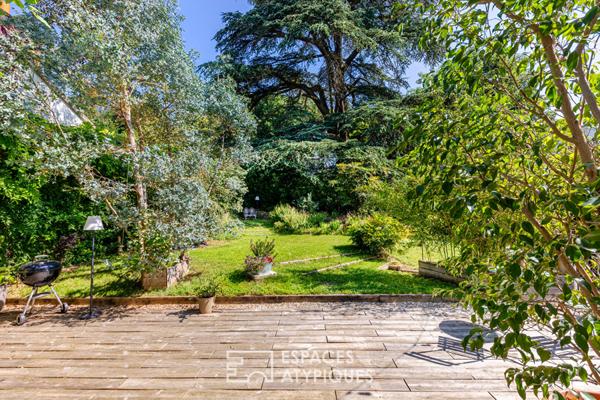 Lumières et histoires pour cet ancien atelier d’artiste à Saint Prix