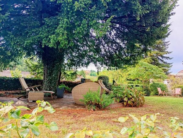 Vente Maison 11 pièces 390 m2 à Gray