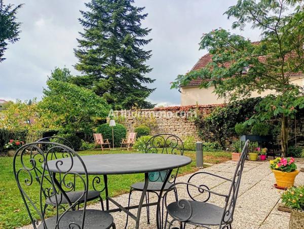 Vente Maison 11 pièces 390 m2 à Gray