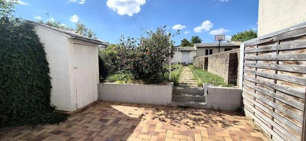Vente                                                      Maison
                        
                     5 pièces                      83 m2                     à Le Mans