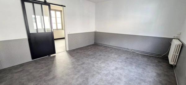Vente                                                      Maison
                        
                     5 pièces                      83 m2                     à Le Mans
