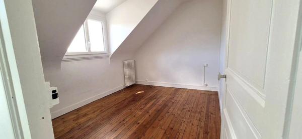 Vente                                                      Maison
                        
                     5 pièces                      83 m2                     à Le Mans