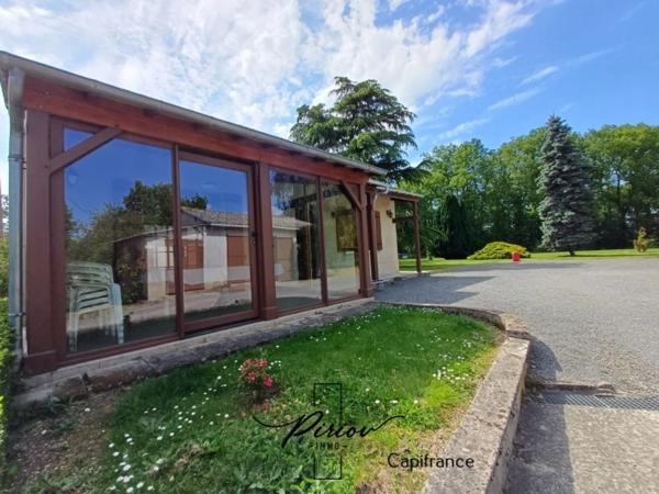 Charmante maison, environnement verdoyant avec 5925 m² de terrain arboré