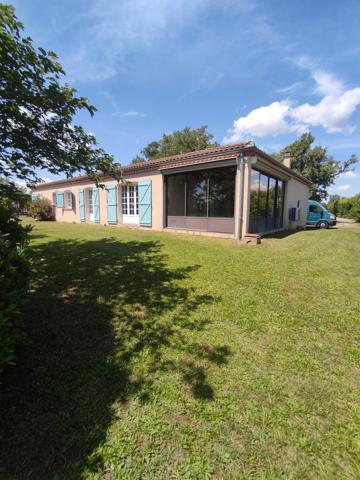 Villa T5 - au calme - campagne - Revel (31250)