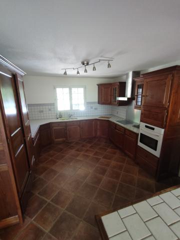 Villa T5 - au calme - campagne - Revel (31250)