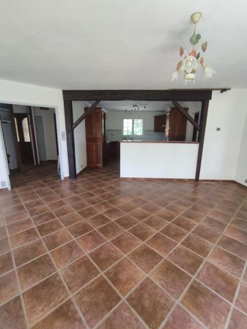 Villa T5 - au calme - campagne - Revel (31250)