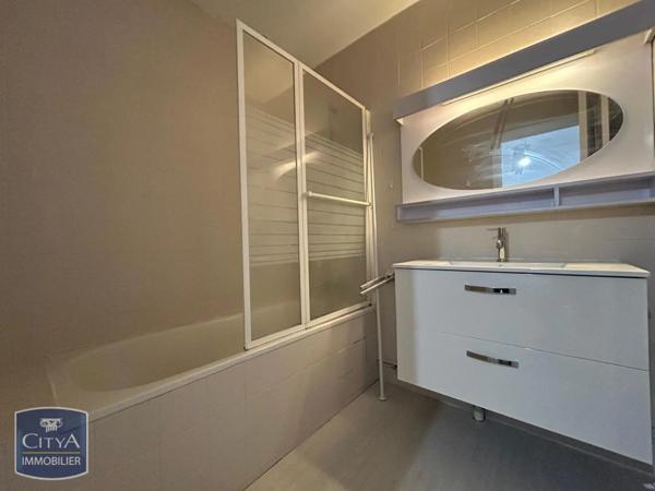 Appartement à louer 3 pièces 51.2m²