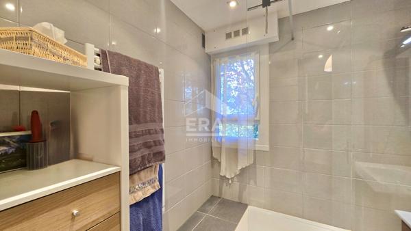 APPARTEMENT F5 DE 90 M² THIAIS, RÉSIDENCE SÉCURISÉE AVEC PARKING ET CAVE