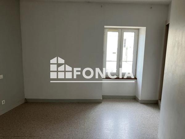 À vendre Immeuble 87 m² - Marthon 16380