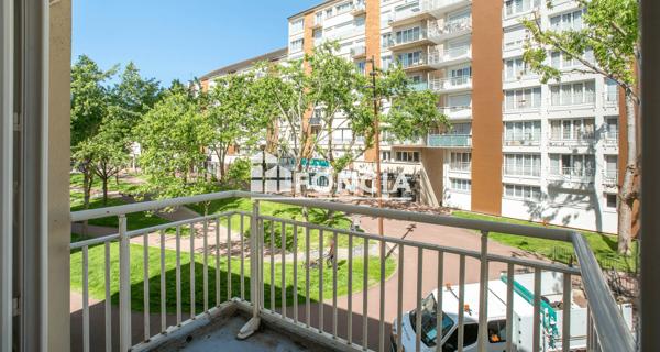 À vendre Appartement 2 pièces 45 m² - Maurepas 78310