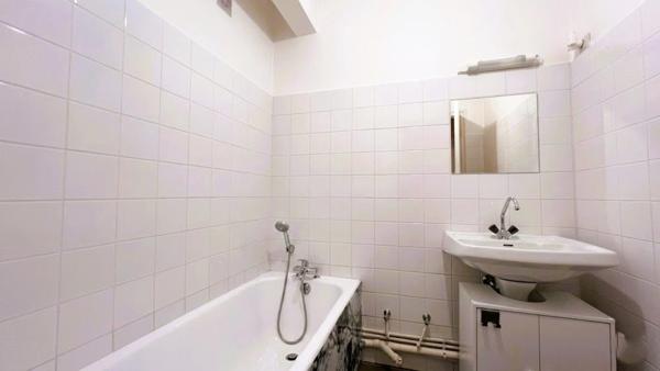 Dpt Finistère (29), A vendre QUIMPER Ouest, Appartement type 3 de 62 m² habitable avec deux balcons - Cave.