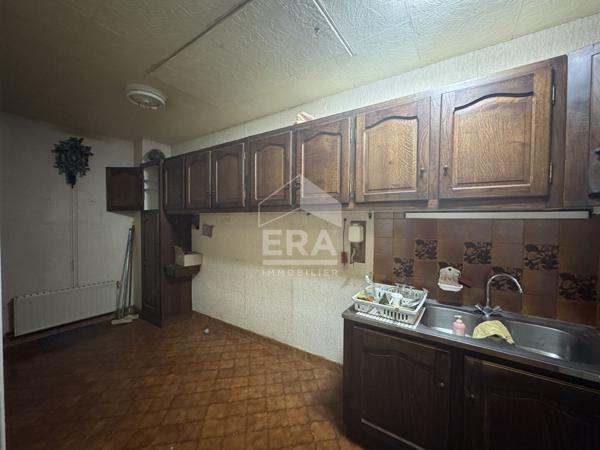 ENSEMBLE IMMOBILIER À RÉNOVER - 4 T3 + GRENIER AMÉNAGEABLE - FORT POTENTIEL