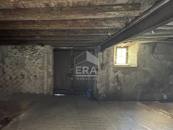 ENSEMBLE IMMOBILIER À RÉNOVER - 4 T3 + GRENIER AMÉNAGEABLE - FORT POTENTIEL