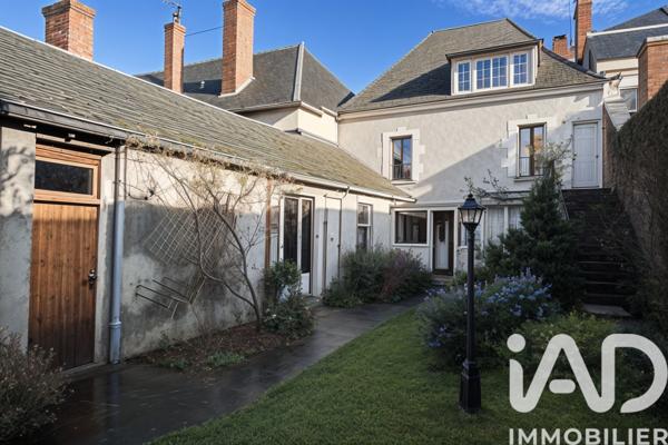 Maison à vendre 9 pièces 197 m² Cour-Cheverny