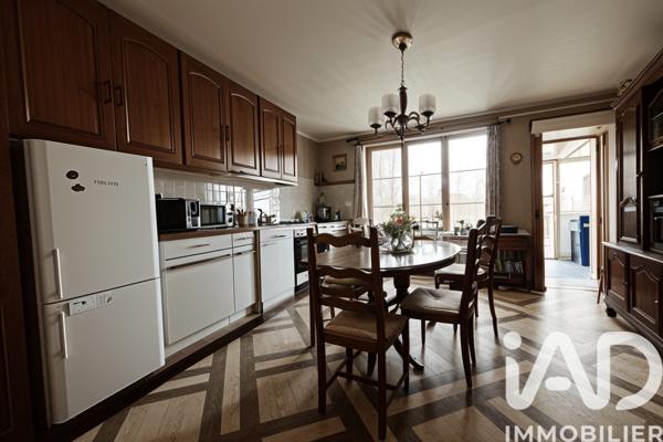 Maison à vendre 9 pièces 197 m² Cour-Cheverny