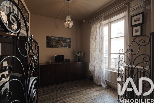 Maison à vendre 9 pièces 197 m² Cour-Cheverny