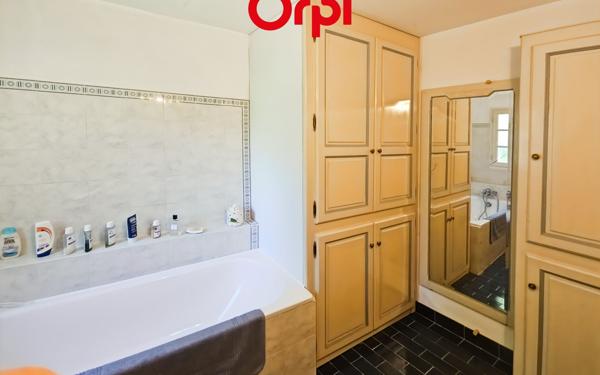 Maison à vendre    4 pièces • 127 m2 Melleray