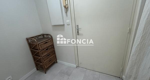 Location Studio meublé 28.02 m² - Bonneuil-sur-marne 94380