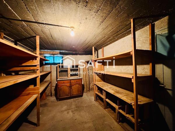 MAISON CENTRE-VILLE BRESSUIRE 127 M2