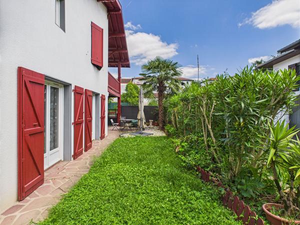 Hasparren - Maison à Vendre -  Centre-ville