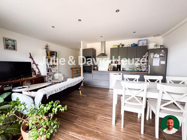 Maison
         4 pièces
        - 90 m² 535 000 € *