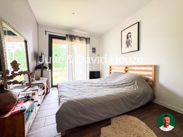 Maison
         4 pièces
        - 90 m² 535 000 € *