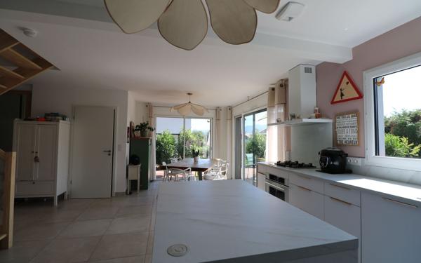 Maison à vendre    5 pièces • 102,39 m2 La Roche-sur-Foron