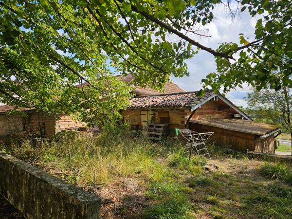 Saint-Cricq (32430) – Dépôt Commercial / Grange à Aménager – Idéal Artisan, Entreprise ou Profession Libérale