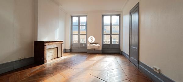 Appartement 5 pièces - 137m² - Bordeaux - Saint Pierre 493 500 € f t