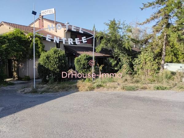 Commerce à vendre 18 pièces de 900 m²