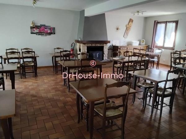 Commerce à vendre 18 pièces de 900 m²
