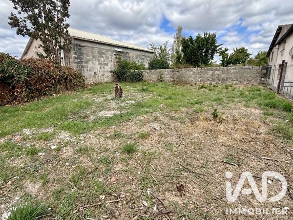 Maison à vendre 5 pièces 122 m² Saint-Aubin-le-Cloud