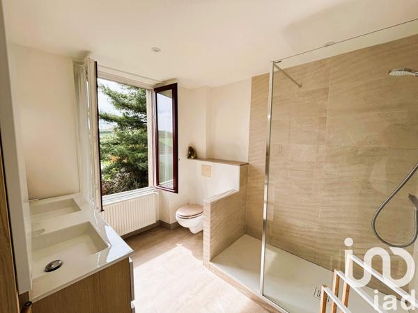 Maison à vendre 7 pièces 196 m² La Bâtie-Montgascon