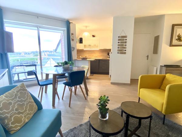 Port Guillaume - Bel appartement 2 pièces cabine en excellent état