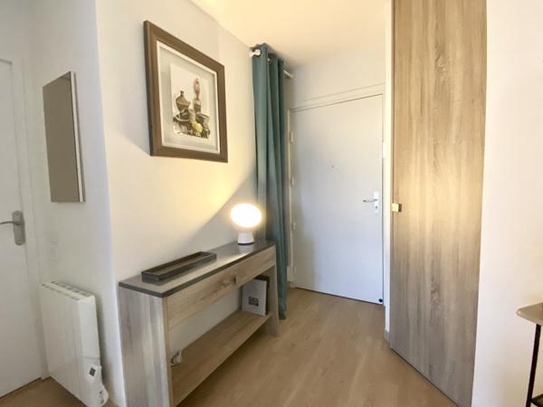 Port Guillaume - Bel appartement 2 pièces cabine en excellent état