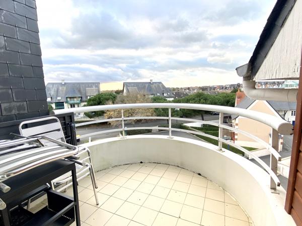 Port Guillaume - Bel appartement 2 pièces cabine en excellent état