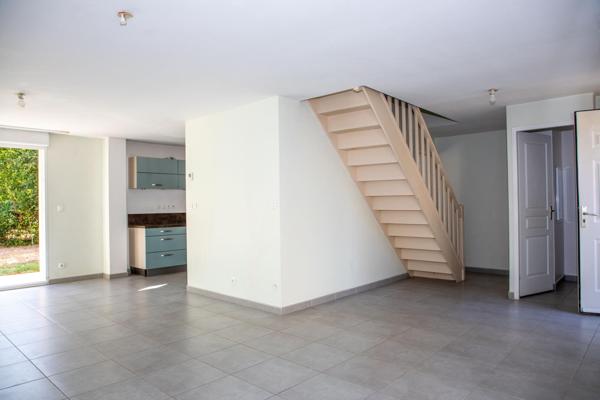 Belle maison 104 m2 - 4 chambres - Garage - DPE "D"