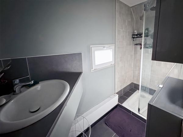 Maison 7 pièce(s) 156.96 m2