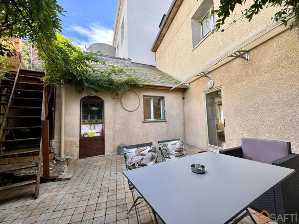 Maison de ville, 5 chambres sans travaux !