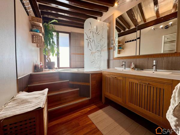 Maison de ville, 5 chambres sans travaux !