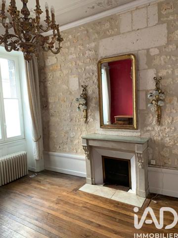 Maison à vendre 6 pièces 208 m² Angoulême