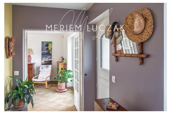 ? Ancienne bâtisse pleine de charme – 155 m² – Grand terrain