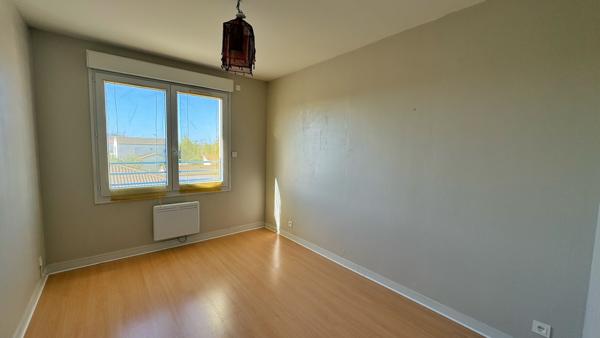 Appartement T5 avec terrasse et garage