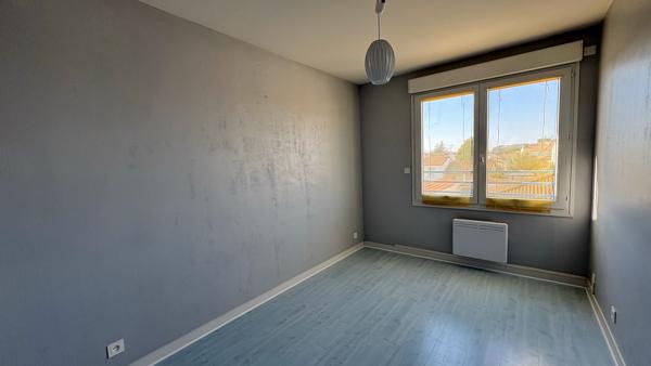 Appartement T5 avec terrasse et garage